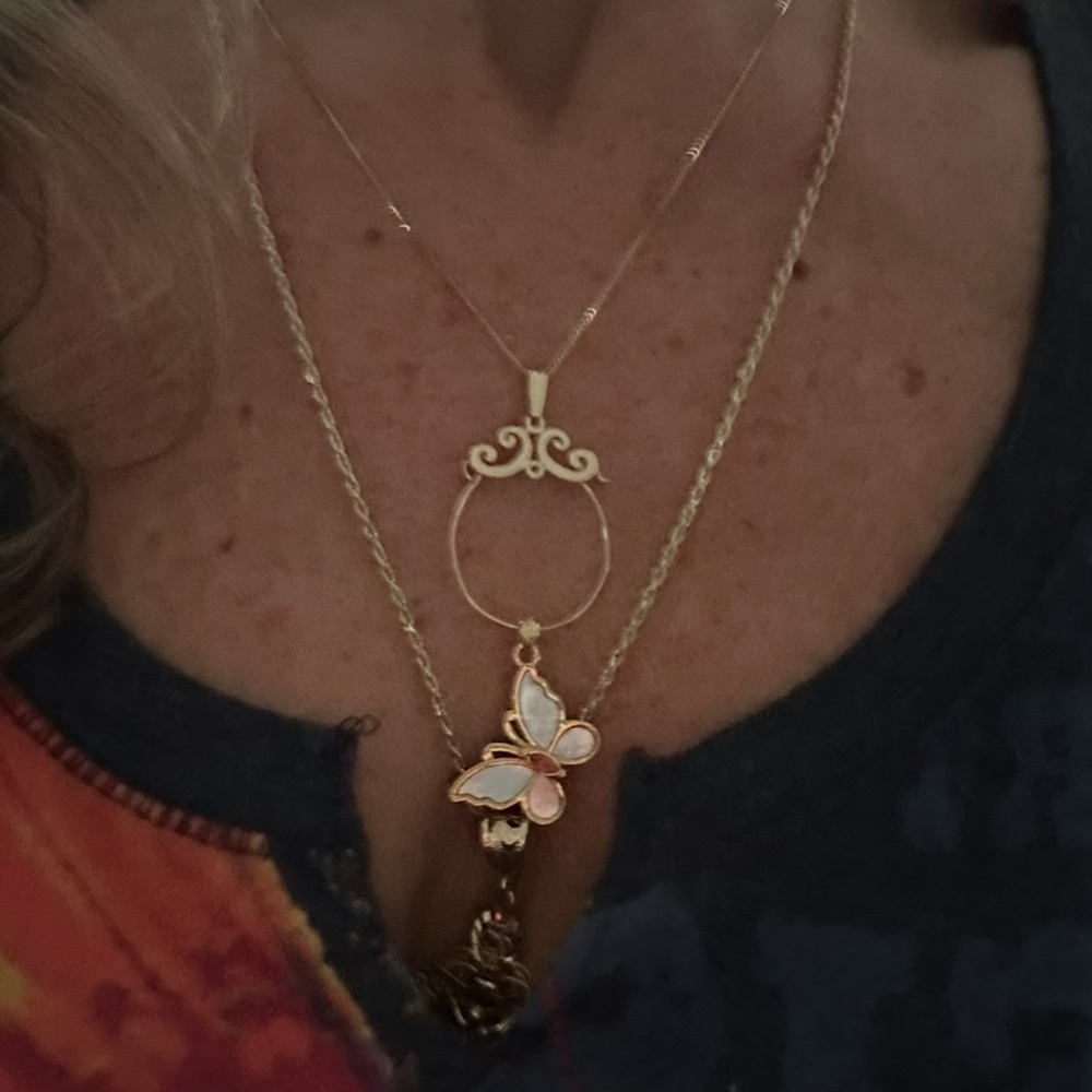 18k 14k Solid Gold Butterfly Pendant Necklace - Picture 6 of 9